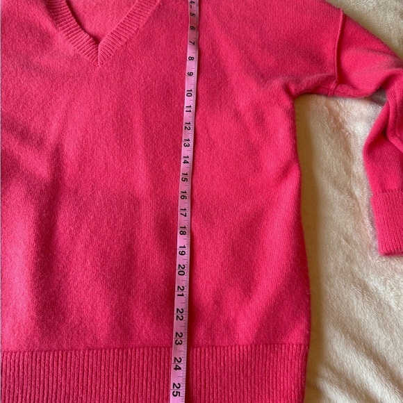 Abela V neck sweater cuffed sleeves, soft material,winter size Small Coral - Picture 12 of 13